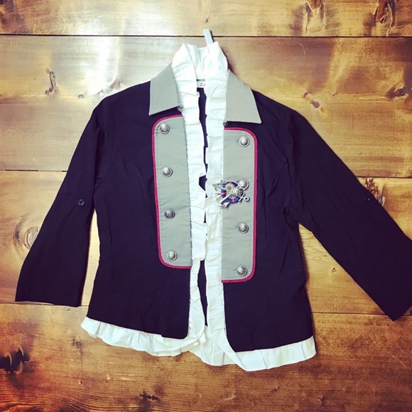 DECO - Picture 4 of 7